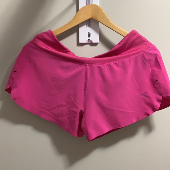 Diadora workout shorts and tank top - Picture 10 of 10